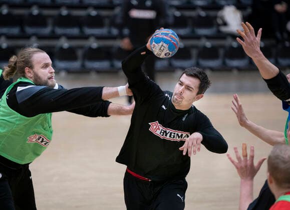 Rasmus Lauge og Henrik Moellgaard ved haandboldlandsholdets traening i Frederiksberg Hallen onsdag den 8. januar 2020.. , Copenhagen Denmark