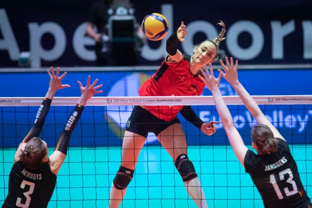 Bilder des Jahres 2020, Sport 01 Januar Sport Themen der Woche KW02 08.01.2020 APELDOORN OMNISPORT SIATKOWKA KOBIET KWALIFIKACJE DO IGRZYSK OLIMPIJSKICH W TOKIO 2010 CEV TOKYO VOLLEYBALLL EUROPEAN QUALIFICATION 2020 (GAME BELGIUM - GERMANY) MECZ BELGIA - NIEMCY NZ (C) LOUISA LIPPMANN FOTO JAKUB PIASECKI CYFRASPORT NEWSPIX.PL --- Newspix.pl  20200108CSJP3048