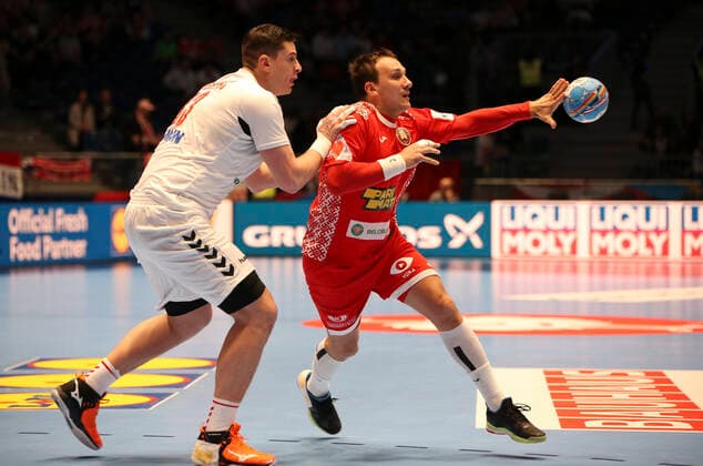 HANDBALL - EHF EURO 2020, BLR vs SRB GRAZ,AUSTRIA,09.JAN.20 - HANDBALL - EHF European Men s Handball Championship 2020, group stage, Belarus vs Serbia. Image shows Mijajlo Marsenic (SRB) and Dzmitry Nikulenkau (BLR). GEPAxpictures xWolfgangxGrebien
