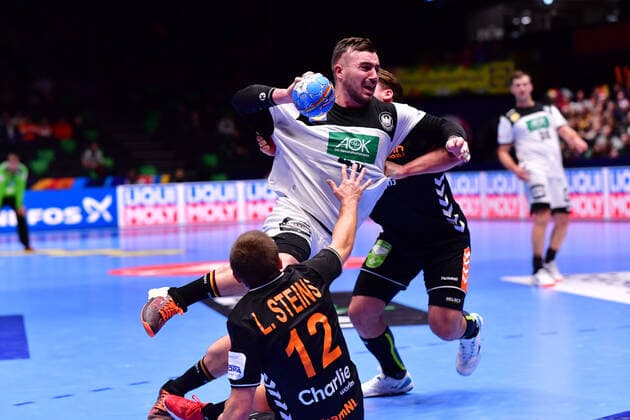 Handball-EM Deutschland - Niederlande am 09.01.2020 in der Nye Nidarohallen in Trondheim Jannik KOHLBACHER ( Deutschland )