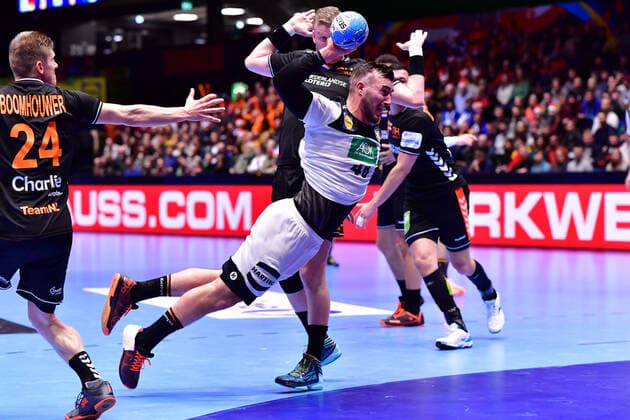 Handball-EM Deutschland - Niederlande am 09.01.2020 in der Nye Nidarohallen in Trondheim Jannik KOHLBACHER ( Deutschland )