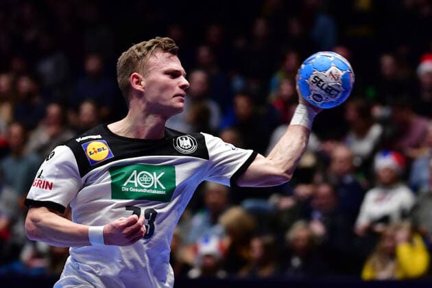 Handball-EM Deutschland - Niederlande am 09.01.2020 in der Nye Nidarohallen in Trondheim Timo KASTENING ( Deutschland )