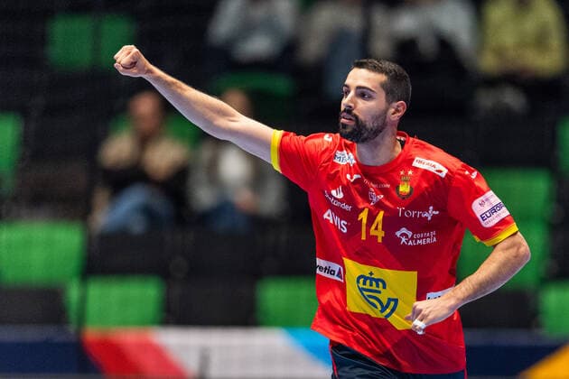 Handball, EM, Spanien - Lettland 200109 Ferran Sole Sala of Spain celebrates during the EHF European Handball Championship match between Spain and Latvia on January 9, 2020 in Trondheim. Photo: Vegard Wivestad Grott BILDBYRAN kod VG 170457 bbeng handball handball handboll handball-em 2020 european men?s handball championship 2020 em 2020 handbolls-em 2020 ehf euro 2020 spania spanien spain latvia jubel Copyright: VEGARDxWIVESTADxGRoTT BB200109VG050