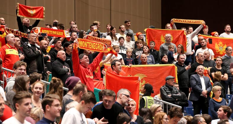 HANDBALL - EHF EURO 2020, CRO vs MNE GRAZ,AUSTRIA,09.JAN.20 - HANDBALL - EHF European Men s Handball Championship 2020, group stage, Croatia vs Montenegro. Image shows fans of Montenegro. GEPAxpictures xWolfgangxGrebien