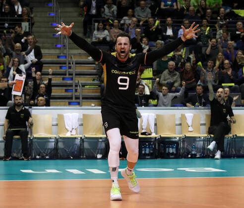 György Georg Grozer jubelnd Einzelbild Freisteller Aktion Volleyball Halbfinale Olympiaqualifikation Nationalmannschaft Herren Saison 2019 2020 09.01.2020 Deutschland GER vs. Bulgarien BUL