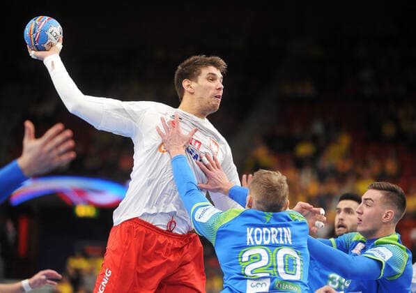 2020.01.10 Goeteborg Pilka reczna EHF Euro 2020 Mistrzostwa Europy w pilce recznej mezczyzn Szwecja Norwegia Austria Slowenia - Polska N z Piotr Chrapkowski Foto Norbert Barczyk PressFocus 2020.01.10 Goeteborg Handball EHF Mens Euro 2020 Sweden Austria Norway match Slovenia and Poland Piotr Chrapkowski Credit: Norbert Barczyk PressFocus NEWSPIX.PL --- Newspix.pl  20200110NB0055