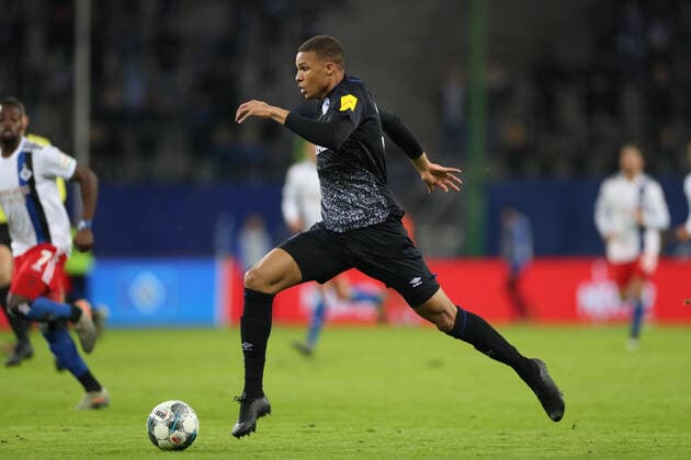 10.01.2020, Fussball, Saison 2019 2020, Bundesliga, Testspiel Hamburger SV - FC Schalke 04, Malick Thiaw (FC Schalke 04) Hamburg Volksparkstadion Deutschland xRHR-FOTO TRx