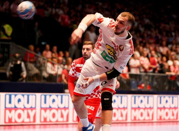 HANDBALL - EHF EURO 2020, CRO vs BLR GRAZ,AUSTRIA,11.JAN.20 - HANDBALL - EHF European Men s Handball Championship 2020, group stage, Croatia vs Belarus. Image shows Artsem Karalek (BLR). GEPAxpictures xWolfgangxGrebien