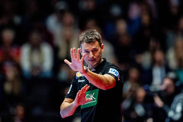 200111 Christian Prokop, head coach of Germany, during the EHF European Handball Championship match between Spain and Germany on January 11, 2020 in Trondheim. Photo: Vegard Wivestad Grott BILDBYRAN kod VG 170462 bbeng handball handball handboll handball-em 2020 european men?s handball championship 2020 em 2020 handbolls-em 2020 ehf euro 2020 spania spanien tyskland germany deutschland Copyright: VEGARDxWIVESTADxGRoTT BB200111VG049