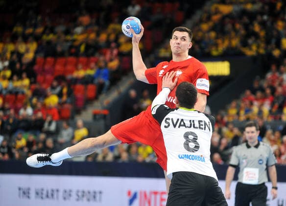 2020.01.12 Goeteborg Pilka reczna EHF Euro 2020 Mistrzostwa Europy w pilce recznej mezczyzn Szwecja Norwegia Austria Szwajcaria - Polska N z Szymon Sicko Foto Norbert Barczyk PressFocus 2020.01.12 Goeteborg Handball EHF Mens Euro 2020 Sweden Austria Norway Switzerland and Poland Szymon Sicko Credit: Norbert Barczyk PressFocus NEWSPIX.PL --- Newspix.pl  20200112NB0049
