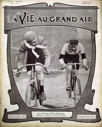 Cyclisme La course Paris-Roubaix: Petit-Breton et Pottier a la sortie d ePontoise en couverture de la revue La vie au Grand Air du 17 04 1905. Credit: Cheuva KHARBINE-TAPABOR.