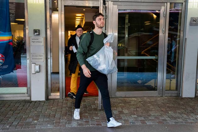 Handball EM, Abreise Nationalteam Dänemark Niclas Vest Kirkeloekke. Haandboldherrelandsholdet forlader deres hotel Scandic St. Jörgen i Malmoe torsdag den 16. januar 2020.De danske haandboldherrer er ude af EM, som endte for dem onsdag efter tre kampe i det indledende gruppespil. , Copenhagen Denmark Copyright: MartinxSylvestx cop105 spdk20200116-112040-L