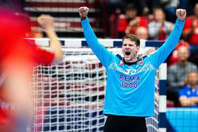 200117 Goalkeeper Torbjorn Bergerud of Norway celebrates during the EHF European Handball Championship match between Norway and Hungary on January 17, 2020 in Malmö. Photo: Ludvig Thunman BILDBYRAN kod LT 35707 bbeng ehf euro 2020 em 2020 european men?s handball championship 2020 handball handboll handbolls-em 2020 handball handball-em 2020 norway norge hungary ungern jubel Copyright: LUDVIGxTHUNMAN BB200117LT010
