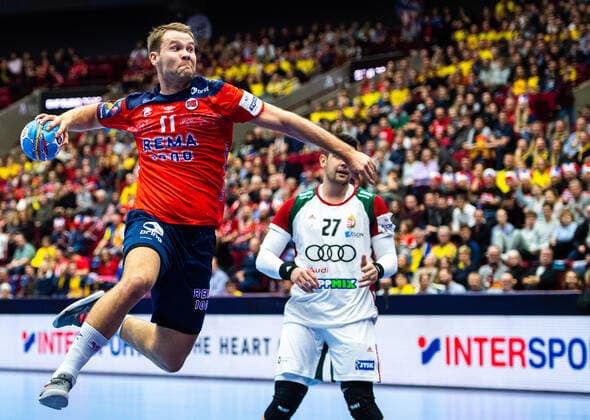200117 Petter overby of Norway during the EHF European Handball Championship match between Norway and Hungary on January 17, 2020 in Malmö. Photo: Ludvig Thunman BILDBYRAN kod LT 35707 bbeng ehf euro 2020 em 2020 european men?s handball championship 2020 handball handboll handbolls-em 2020 handball handball-em 2020 norway norge hungary ungern Copyright: LUDVIGxTHUNMAN BB200117LT014