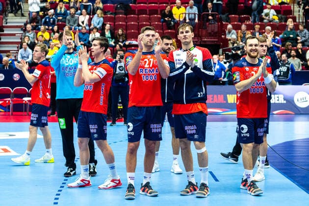 Handball, EM, Norwegen - Ungarn 200117 Players of Norway celebrate after the EHF European Handball Championship match between Norway and Hungary on January 17, 2020 in Malmö. Photo: Ludvig Thunman BILDBYRAN kod LT 35707 bbeng ehf euro 2020 em 2020 european men?s handball championship 2020 handball handboll handbolls-em 2020 handball handball-em 2020 norway norge hungary ungern jubel Copyright: LUDVIGxTHUNMAN BB200117BB658