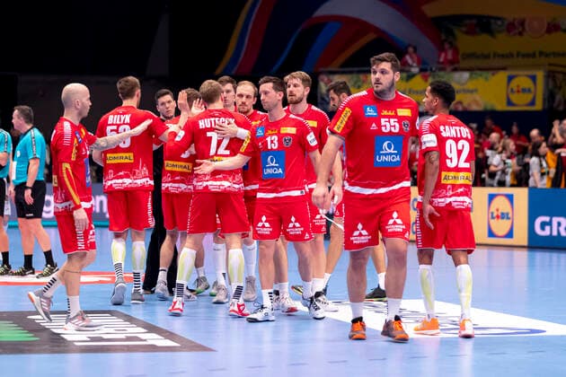 Österreichs Mannschaft ist niedergeschlagen deprimiert enttaeuscht. Spanien vs. Oesterreich, Handball, Hauptrunde, EHF Euro 2020, 18.01.20 Wien Wien Oesterreich Copyright: xAgentur54Gradx xFelixxKoenigx