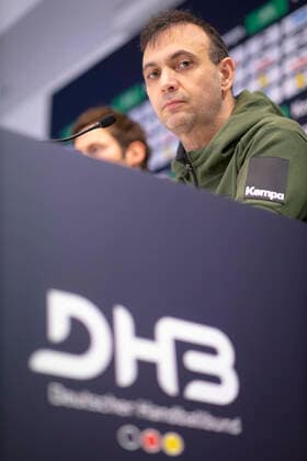 Bob Hanning auf der Pressekonferenz. Pressekonferenz des DHB, Handball, Hauptrunde, EHF Euro 2020, 19.01.20 Wien Wien Oesterreich Copyright: xAgentur54Gradx xFelixxKoenigx