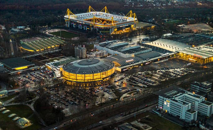Luftbild, Westfalenhallen Unternehmensgruppe GmbH, Messe Dortmund, Signal Iduna Park, SignalIdunaPark, Westfalenstadion, BVB, Bundesligastadion, Dortmund, Ruhrgebiet, Nordrhein-Westfalen, Deutschland ACHTUNGxMINDESTHONORARx60xEURO *** Aerial photograph, Westfalenhallen Unternehmensgruppe GmbH, Messe Dortmund, Signal Iduna Park, SignalIdunaPark, Westfalenstadion, BVB, Bundesliga Stadium, Dortmund, Ruhr Area, North Rhine-Westphalia, Germany ATTENTIONxMINDESTHONORARx60xEURO !ACHTUNGxMINDESTHONORARx60xEURO! *** Aerial photograph, Westfalenhallen Unternehmensgruppe GmbH, Messe Dortmund, Signal Iduna Park, SignalIdunaPark, Westfalenstadion, BVB, Bundesliga Stadium, Dortmund, Ruhr Area, North Rhine-Westphalia, Germany ATTENTIONxMINDESTHONORARx60xEURO Aerial photograph, Westfalenhallen Unternehmensgruppe GmbH, Messe Dortmund, Signal Iduna Park, SignalIdunaPark, Westfalenstadion, BVB, Bundesliga Stadium, Dortmund, Ruhr Area, North Rhine Westphalia, Germany ATTENTIONxMINDESTHONORARx60xEURO ATTENTIONxMINDESTHONORARx60xEURO
