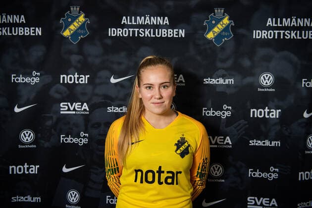 200117 Milla-Maj Majasaari, nyförvärv AIK, poserar för ett porträtt den 17 januari 2020 i Stockholm. Copyright: JOHANNAxLUNDBERG BB200117JL009