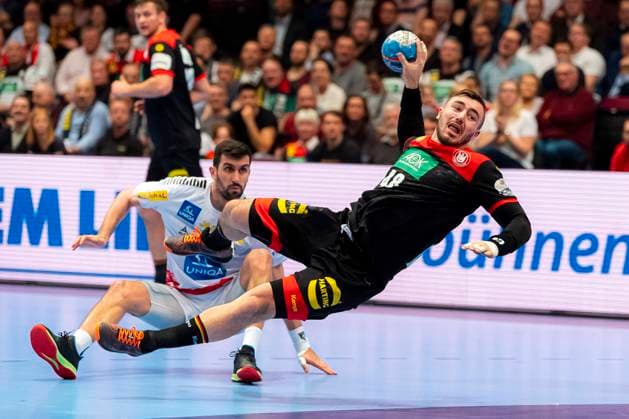 Handball, Maenner: EM 2020, Hauptrunde, Gruppe 1, Oesterreich - Deutschland Jannik Kohlbacher (Deutschland Rhein-Neckar Loewen) Wien Stadthalle Wien Oesterreich