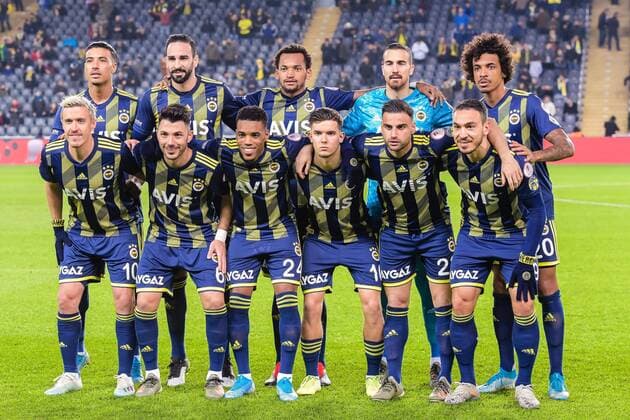 (BL-R) Nabil Dirar of Fenerbahce SK, Adil Rami of Fenerbahce SK, Jailson Marques of Fenerbahce SK, goalkeeper Harun Tekin of Fenerbahce SK, Luiz Gustavo of Fenerbahce SK (FL-R) Maximilian Kruse of Fenerbahce SK, Tolgay Arslan of Fenerbahce SK, Garry Mendes Rodrigues of Fenerbahce SK, Ferdi Kadioglu of Fenerbahce SK, Deniz Turuc of Fenerbahce SK, Mevlut Erdinc of Fenerbahce SK during the Ziraat Turkiye Kupasi (Turkish Cup) match between Fenerbahce AS and Istikbal Mobilya Kayserispor at the Ulker Stadyumu Sukru Saracoglu on January 21, 2020 in Istanbul, Turkey Ziraat Turkiye Kupasi (Turkish Cup) 2019 2020 xVIxANPxSportx xGerritxvanxKeulenxIVx 404958164