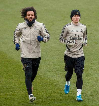 Entrenamiento del Real Madrid. En la imagen, Marcelo y Modric. Real Madrid training session. In this picture, Marcelo and Modric. 