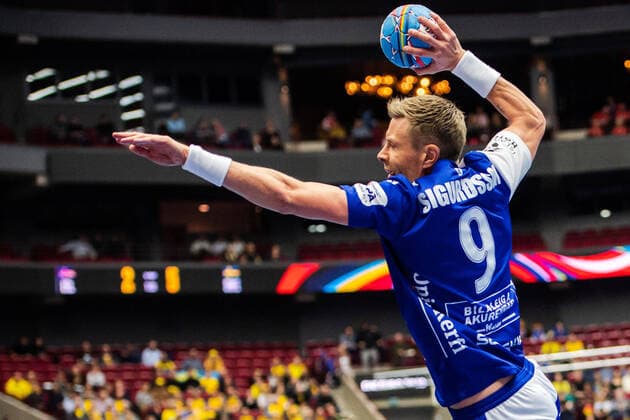 200122 Gudjon Valur Sigurdsson of Iceland during the EHF European Handball Championship match between Iceland and Sweden on January 22, 2020 in Malmö. Photo: Ludvig Thunman BILDBYRAN kod LT 35718 bbeng ehf euro 2020 em 2020 european men?s handball championship 2020 handball handboll handbolls-em 2020 handball handball-em 2020 iceland island sweden sverige Copyright: LUDVIGxTHUNMAN BB200122LT080