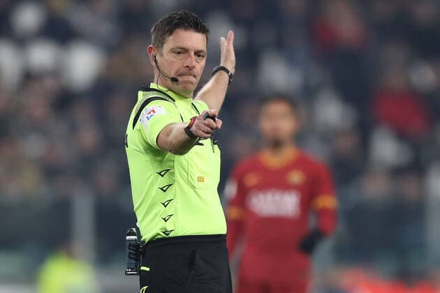 The referee Gianluca Rocchi during the Coppa Italia match at Allianz Stadium, Turin. Picture date: 22nd January 2020. Picture credit should read: Jonathan Moscrop Sportimage EDITORIAL USE ONLY. No use with unauthorised audio, video, data, fixture lists, club league logos or live services. Online in-match use limited to 120 images, no video emulation. No use in betting, games or single club league player publications. SPI-0450-0110