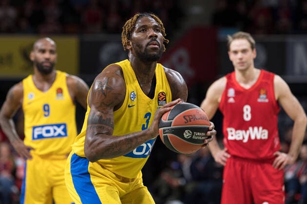 Basketball, Euroleague, FC Bayern München - Maccabi Fox Tel Aviv Im Bild Jalen REYNOLDS (Maccabi Fox Tel Aviv, 3) Freiwurf. München Audi Dome Bayern Deutschland Copyright: Passion2Press.dex xMarkusxFischex