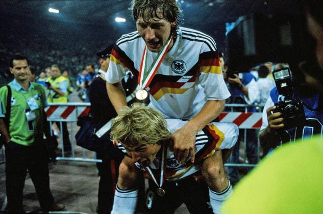 Deutschland - Argentinien Italien, Rom, 08.07.1990, Fussball, FIFA WM 1990 in Italien, Finale, DFB Deutschland - Argentinien (1:0): v.l. Jürgen Klinsmann, Guido Buchwald (beide Deutschland). *** Germany Argentina Italy, Rome, 08 07 1990, Football, FIFA World Cup 1990 in Italy, Final, DFB Germany Argentina 1 0 v l Jürgen Klinsmann, Guido Buchwald both Germany