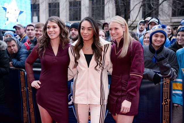 Jan 24, 2020: Women™s Canadian All-Stars Rebecca Johnston, Sarah Nurse and Renata Fast pose for a photo during the National Hockey League Red Carpet for the All Star Weekend held at the Enterprise Center in St. Louis City, MO CSM NHL, Eishockey Herren, USA 2020: NHL All Star Red Carpet Arrival Jan 24 - ZUMAc04_ 20200124_zaf_c04_561 Copyright: xRichardxUlreichx