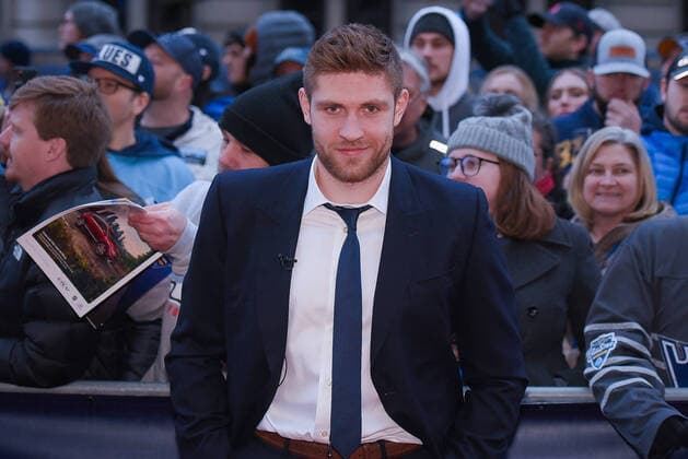 Sport Bilder des Tages Jan 24, 2020: Pacific Division forward Leon Draisaitl of the Edmonton Oilers (29) during the National Hockey League Red Carpet for the All Star Weekend held at the Enterprise Center in St. Louis City, MO CSM NHL, Eishockey Herren, USA 2020: NHL All Star Red Carpet Arrival Jan 24 - ZUMAc04_ 20200124_zaf_c04_623 Copyright: xRichardxUlreichx