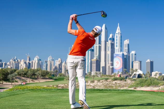 Bilder des Jahres 2020, Sport 01 Januar Sport Themen der Woche KW04 Thomas Detry of Belgium tees off at the 8th hole in round 3 during the PGA, Golf Herren European Tour Dubai Desert Classic at Emirates Golf Club, Dubai, UAE on 25 January 2020. Copyright: xGrantxWinterx 26070144
