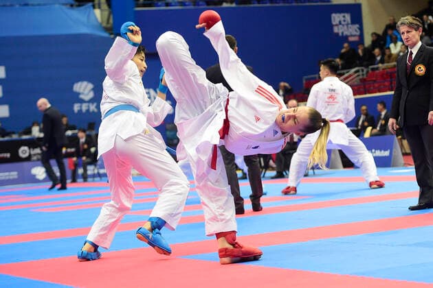 Gwendoline Philippe (Fra) -61kg vs Yin Xiaoyan (Chn) -61kg KARATE : Open de Paris 2020 - Karate - 25 01 2020 JBAutissier Panoramic 
