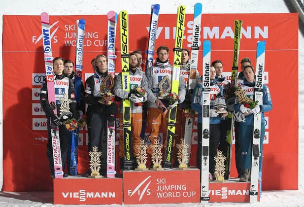 Bilder des Jahres 2020, Sport 01 Januar Sport Themen der Woche KW04 Sport Bilder des Tages January 25, 2020, Zakopane, Poland: CONSTANTIN SCHMID, MARKUS EISENBICHLER, STEPHAN LEYHE, KARL GEIGER seen celebrating after winning the team competition of the FIS Ski jumping, Skispringen, Ski, nordisch World Cup in Zakopane 2020. FIS Ski Jumping World Cup Zakopane 2020 - ZUMAk222 20200125_zip_k222_063 Copyright: xDamianxKlamkax