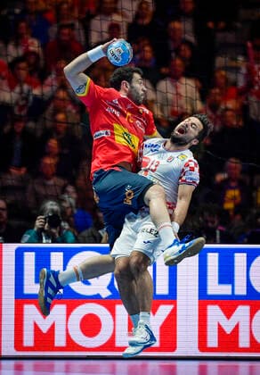 Spain s Iosu Goni Leoz (tL) and Croatia s och Zlatko Horvat in action during the Men s European Handball Championship final match between Spain and Croatia in Stockholm, Sweden, on Jan. 26, 2020. Stockholm Sverige HANDBALL x10040x