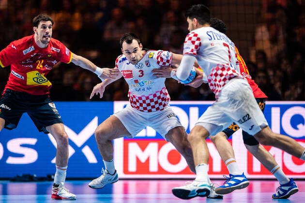 200126 Viran Morros de Argila of Spain and Marino Maric of Croatia during the EHF European Handball Championship final between Spain and Croatia on January 26, 2020 in Stockholm. Copyright: JESPERxZERMAN BB200126JZ019