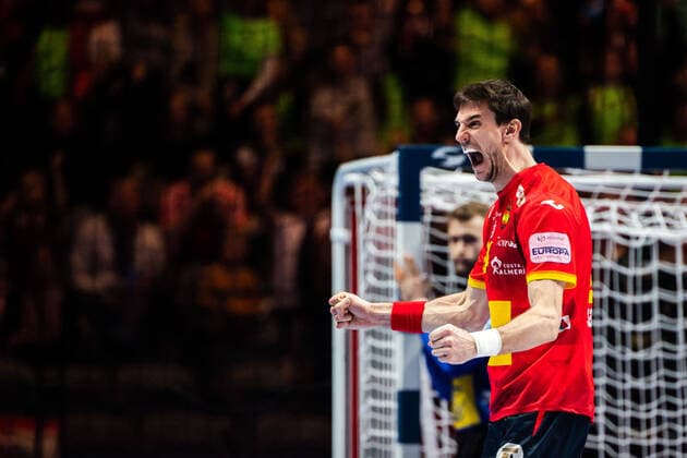 200126 Viran Morros de Argila of Spain celebrates during the EHF European Handball Championship final between Spain and Croatia on January 26, 2020 in Stockholm. Copyright: JOHANNAxLUNDBERG BB200126JL025