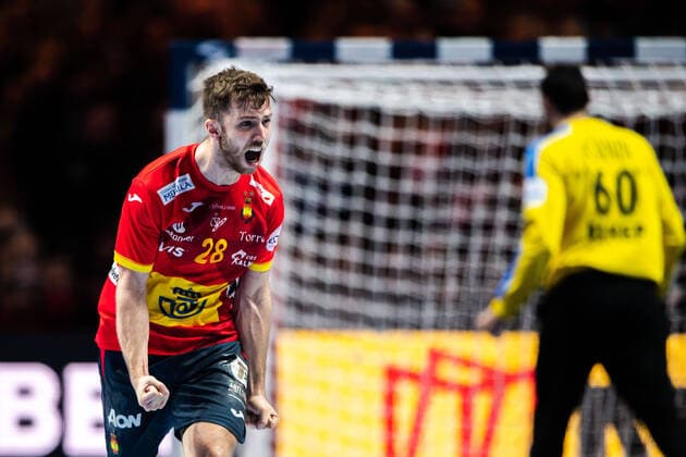 200126 Aleix Gomez Abello of Spain celebrates during the EHF European Handball Championship final between Spain and Croatia on January 26, 2020 in Stockholm. Copyright: JESPERxZERMAN BB200126JZ057