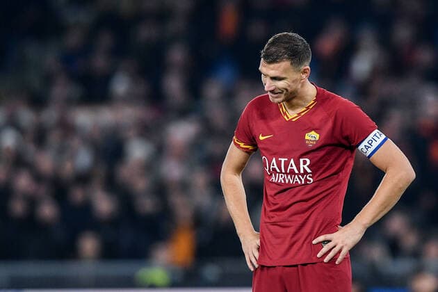 Edin Dzeko of AS Roma looks dejected during the Serie A match between Roma and Lazio at Stadio Olimpico, Rome, Italy on 26 January 2020. Copyright: xGiuseppexMaffiax 26110023