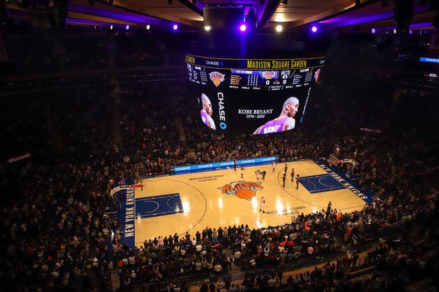 Bilder des Jahres 2020, Sport 01 Januar Sport Themen der Woche KW04 Sport Bilder des Tages January 26, 2020, New York, New York, United States: A moment of silence is held for NBA, Basketball Herren, USA Legend, Kobe Bryant before the game between the New York Knicks and the Brooklyn Nets at Madison Square Garden in New York City. A Moment of Silence for Kobe Bryant Before New York Knicks Game - ZUMAc233 20200126_zsp_c233_004 Copyright: xVanessaxCarvalhox