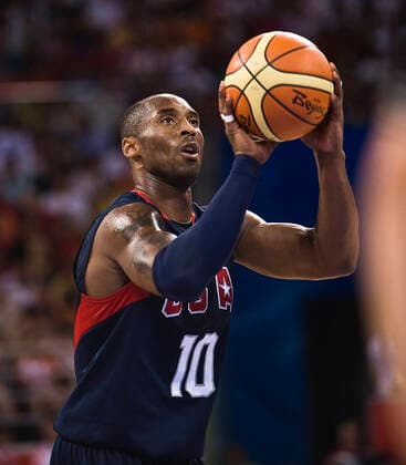 Helikopter Absturz:Kobe BRYANT ist tot. Archivfoto: Kobe BRYANT, USA, Aktion, Spanien - USA - ESP - USA 82:119, 82-19, Basketball Vorrunde Gruppe B group B der Maenner, - Olympische Spiele 2008 in Beijing Peking China 16.08.2008; Olympische Sommerspiele 2008 in Peking vom 08.08 - 24.08.2008 in Peking Volksrepublik China;