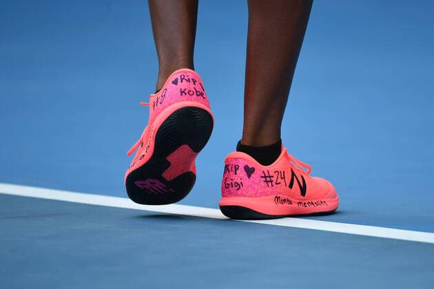 Bilder des Jahres 2020, Sport 01 Januar Sport Themen der Woche KW05 Sport Bilder des Tages Cori Gauff (USA) pay tribute to Kobe Bryant with her shoes TENNIS : Australian Open 2020 - 27 01 2020 AntoineCouvercelle Panoramic 