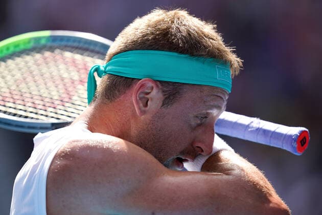 AUSTRALIAN OPEN DAY 9, Tennys Sandgren of the USA reacts during his fifth round match against Roger Federer of Switzerland on day nine of the Australian Open tennis tournament at Rod Laver Arena in Melbourne, Tuesday, January 28, 2020. ( NO ARCHIVING, EDITORIAL USE ONLY, NO USE IN BOOKS WITHOUT CONSENT MELBOURNE VIC AUSTRALIA  Copyright: xMICHAELxDODGEx 20200128001445147703