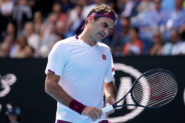 AUSTRALIAN OPEN DAY 9, Roger Federer of Switzerland reacts during his fifth round match against Tennys Sandgren of the USA on day nine of the Australian Open tennis tournament at Rod Laver Arena in Melbourne, Tuesday, January 28, 2020. ( NO ARCHIVING, EDITORIAL USE ONLY, NO USE IN BOOKS WITHOUT CONSENT MELBOURNE VIC AUSTRALIA  Copyright: xMICHAELxDODGEx 20200128001445153973