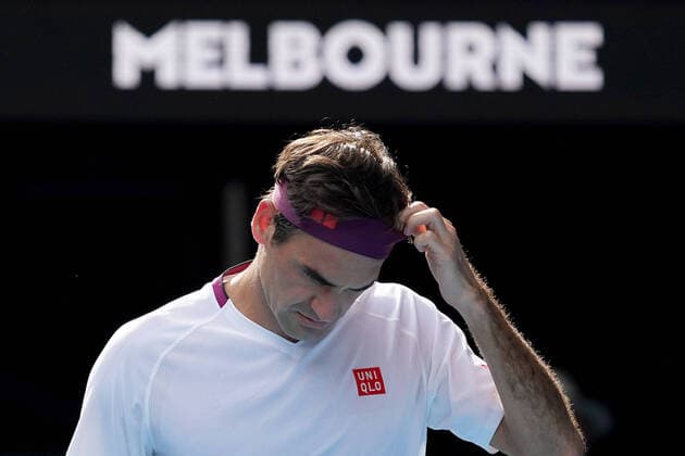 Sport Bilder des Tages AUSTRALIAN OPEN DAY 9, Roger Federer of Switzerland reacts during his fifth round match against Tennys Sandgren of the USA on day nine of the Australian Open tennis tournament at Rod Laver Arena in Melbourne, Tuesday, January 28, 2020. ( NO ARCHIVING, EDITORIAL USE ONLY, NO USE IN BOOKS WITHOUT CONSENT MELBOURNE VIC AUSTRALIA  Copyright: xMICHAELxDODGEx 20200128001445162585