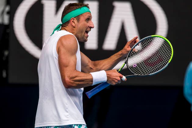 MELBOURNE, VIC - JANUARY 28: Tennys Sandgren of the United States of America shows his frustration during the quarterfinals of the 2020 Australian Open on January 28 2020, at Melbourne Park in Melbourne, Australia. (Photo by Jason Heidrich Icon Sportswire)MELBOURNE, VIC - JANUARY 28: TENNIS: JAN 28 Australian Open Icon2001281199
