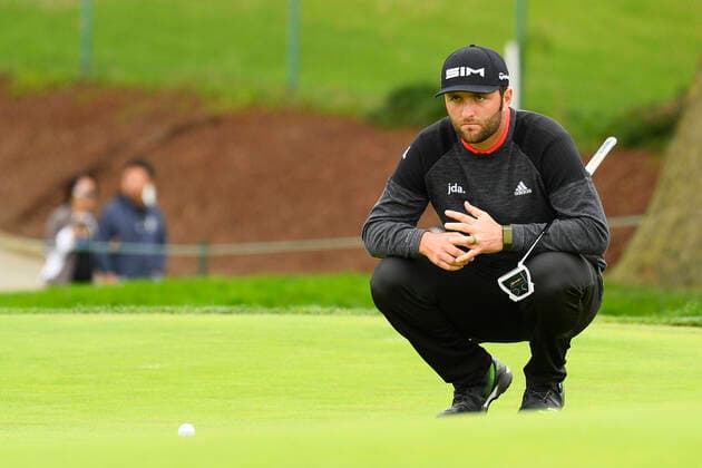 LA JOLLA, CA - JANUARY 26: Jon Rahm lines up a putt on the 11th hole on the South Course during the final round of the Farmers Insurance Open golf tournament at Torrey Pines Municipal Golf Course on January 26, 2020. (Photo by Brian Rothmuller Icon Sportswire) GOLF: JAN 26 PGA, Golf Herren - Farmers Insurance Open Icon200126229