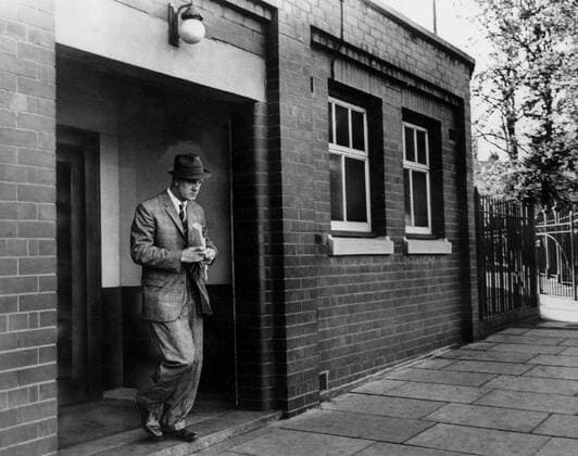 Fußball, Trainerhistorie Wolverhampton Wanderers von 1877 bis heute Bildnummer: 60206034 Datum: 01.01.1900 Copyright: imago United Archives International September 1964: Stan Cullis, who has been Wolverhampton Wanderers manager and player for the past 30 years, has been sacked. Photo shows: Stan Cullis goes to the ground at Molyneux for the last time. 1 772754  kbdig 1900 quer 60206034 Date 01 01 1900 Copyright Imago United Archives International September 1964 Stan Cullis Who has been Wolverhampton Wanderers Manager and Player for The Past 30 Years has been sacked Photo Shows Stan Cullis goes to The Ground AT Molyneux for The Load Time 1  Kbdig 1900 horizontal
