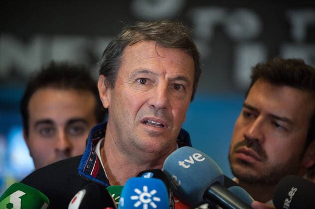 January 29, 2020, Malaga, Spain: Jose Gonzalez, Spanish coach of the Chinese soccer team speaking to the media at Malaga Costa del Sol airport..Wuhan Zall FC Chinese soccer team arrives at Malaga Costa del Sol airport for a pre-season training in Cadiz province. According to the Andalusia and Spanish government, the players are not infected with the Corona virus and during their stay, they will be subjected to health controls. The team will be in Andalusia until 15 February. Wuhan Zall FC team players in Malaga, Spain - 29 Jan 2020 - ZUMAs197 96526880st Copyright: xJesusxMeridax